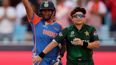 पाकिस्तान के खिलाफ जीत के बाद कैसे T20 World Cup 2024 के सेमीफाइनल में पहुंच सकती है टीम इंडिया? यहां जानें पूरा समीकरण SportsTak Hindi