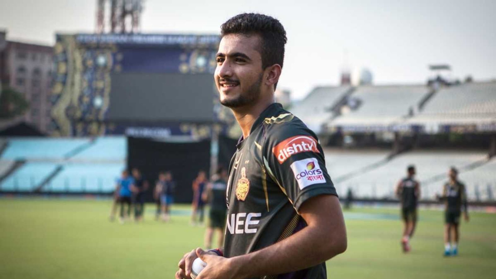 एबी डिविलियर्स का विकेट लेने वाले जांबाज ने बरपाया कहर, 7 विकेट लेकर विरोधी टीम को 191 पर किया ढेर  एबी डिविलियर्स का विकेट लेने वाले जांबाज ने बरपाया कहर, 7 विकेट लेकर विरोधी टीम को 191 पर किया ढेर