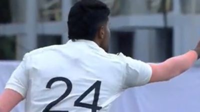 IND vs BAN : गौतम गंभीर के चहेते गेंदबाज का बांग्लादेश के खिलाफ तीसरे T20 में होगा डेब्यू, टीम इंडिया के असिस्टेंट कोच ने दी बड़ी अपडेट Harshit Rana