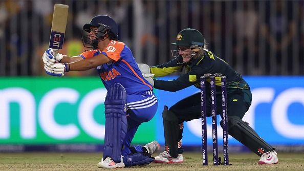 IND vs AUS : ऑस्ट्रेलिया ने शारजाह में भारत को 9 रन से हराकर सेमीफाइनल में की एंट्री, अब पाकिस्तान की जीत के भरोसे महिला टीम इंडिया