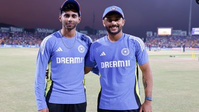 मयंक यादव-नितीश कुमार रेड्डी को इस कंडीशन में मिलेगा टेस्ट डेब्यू का मौका, रोहित शर्मा ने कर दिया इशारा SportsTak Hindi