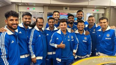 27 शतक ठोकने के बाद भी टीम इंडिया में नहीं मिली जगह तो स्टार बल्लेबाज का दर्द आया बाहर, कहा- दिमाग में आता है कि... SportsTak Hindi
