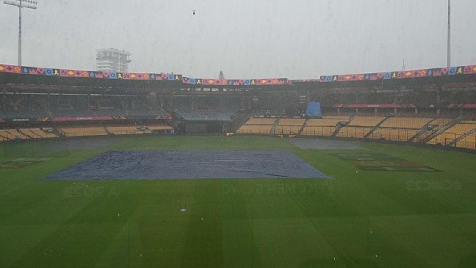 IND vs NZ, Weather Updates : भारत-न्यूजीलैंड के बीच बेंगलुरु टेस्ट मैच के पहले दिन क्या बारिश के चलते फेंकी जाएगी एक भी गेंद? जानिए मौसम का हाल IND vs NZ, Weather Updates : भारत-न्यूजीलैंड के बीच बेंगलुरु टेस्ट मैच के पहले दिन क्या बारिश के चलते फेंकी जाएगी एक भी गेंद? जानिए मौसम का हाल