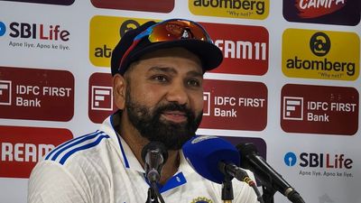 IND vs NZ: 46 रन पर ढेर हुई टीम इंडिया तो रोहित शर्मा ने मानी अपनी गलती, प्रेस कॉन्फ्रेंस में सवालों के दिए जवाब, कहा- मैंने पिच... SportsTak Hindi