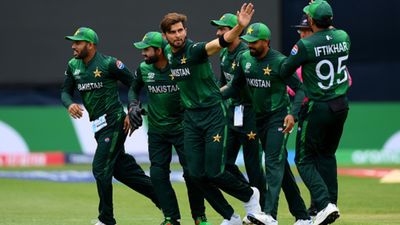 बाबर आजम, शाहीन अफरीदी नहीं इस स्टार खिलाड़ी को मिलेगी ऑस्ट्रेलिया दौरे पर पाकिस्तान वनडे-टी20 टीम की कप्तानी! SportsTak Hindi