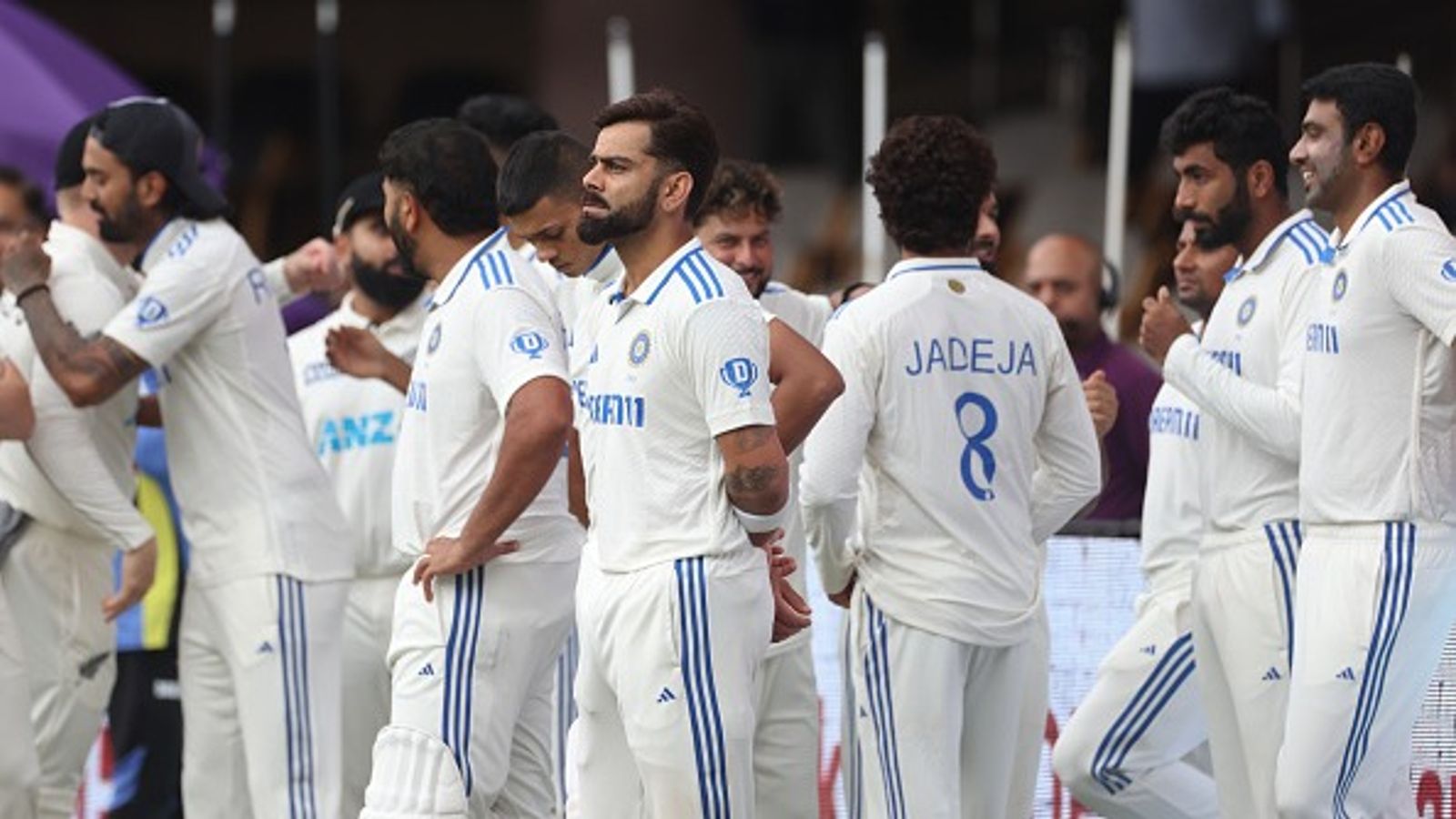 100 रनों पर 17 विकेट का 'खेल' नहीं होता तो बेंगलुरु टेस्ट में न्यूजीलैंड नहीं टीम इंडिया को मिलती जीत 100 रनों पर 17 विकेट का 'खेल' नहीं होता तो बेंगलुरु टेस्ट में न्यूजीलैंड नहीं टीम इंडिया को मिलती जीत