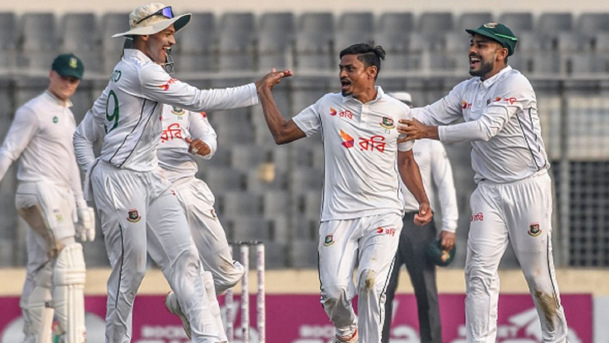 BAN vs SA, 1st Test: बांग्‍लादेश ने 106 रन पर सिमटने के बाद साउथ अफ्रीका की नाक में किया दम, पहले दिन 140 रन पर दिए छह झटके, अकेले ताइजुल ने किए पांच शिकार