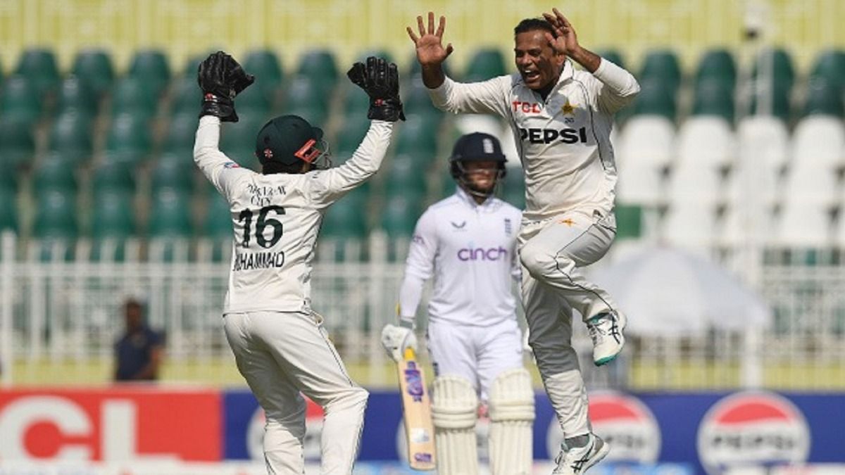 बाबर आजम का रिप्लेसमेंट फ्लॉप, इंग्लैंड के 267 रन के जवाब में पाकिस्तान के टॉप ऑर्डर की खुली पोल, 73 रन पर गंवाए 3 विकेट