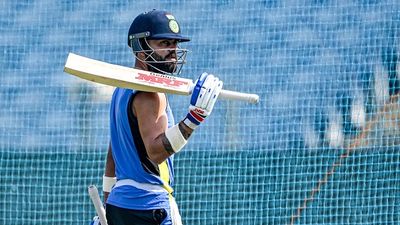 IND vs NZ: पुणे टेस्ट में विराट कोहली का शतक पक्का, स्टेडियम के भीतर से आए इस VIDEO ने फैंस के बीच मचाई खलबली SportsTak Hindi