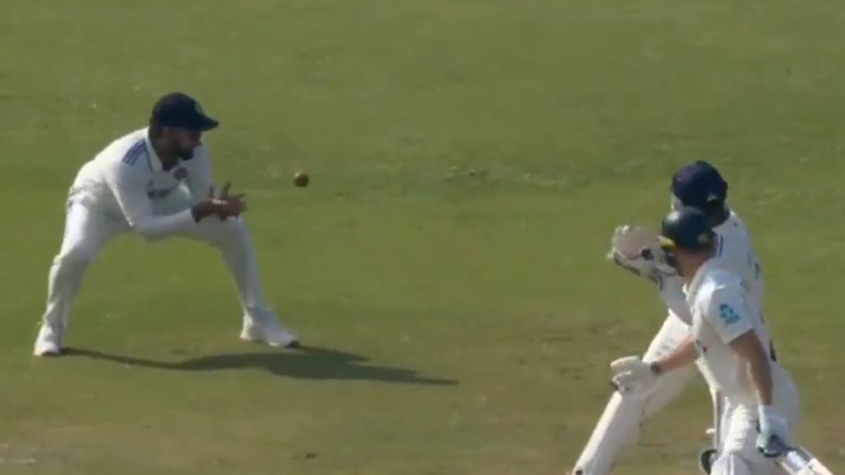 Rohit Sharma : रोहित शर्मा ने तीसरे दिन मैदान में आते ही छोड़ा कैच, खड़े होकर देखते रहे गेंद, अश्विन हुए हताश, देखें Video