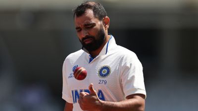 IND vs AUS, Shami : मोहम्मद शमी ने ऑस्ट्रेलियाई दौरे के लिए टीम इंडिया से बाहर रहने पर BCCI से मांगी माफ़ी, कहा - मैं जल्द ही रेड बॉल को... Mohammed Shami