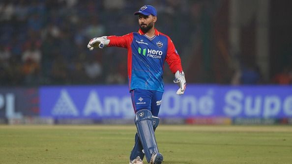 ऋषभ पंत IPL Auction में आए तो चेन्नई सुपर किंग्स तिजोरियां खाली कर देगी! एमएस धोनी के रिटेंशन के बीच बड़ी खबर