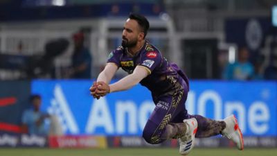 IND vs SA: 'तू मेरा फेवरेट क्रिकेटर है', टीम को छक्का लगाकर जिताया तो गौतम गंभीर ने दी शाबाशी, अब साउथ अफ्रीका दौरे की टीम में मिला मौका SportsTak Hindi