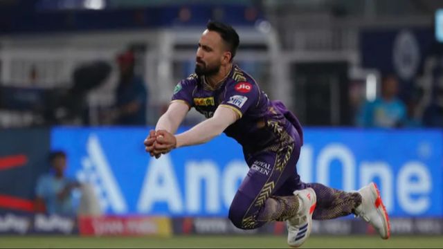 IND vs SA: 'तू मेरा फेवरेट क्रिकेटर है', टीम को छक्का लगाकर जिताया तो गौतम गंभीर ने दी शाबाशी, अब साउथ अफ्रीका दौरे की टीम में मिला मौका রমনদীপ সিং