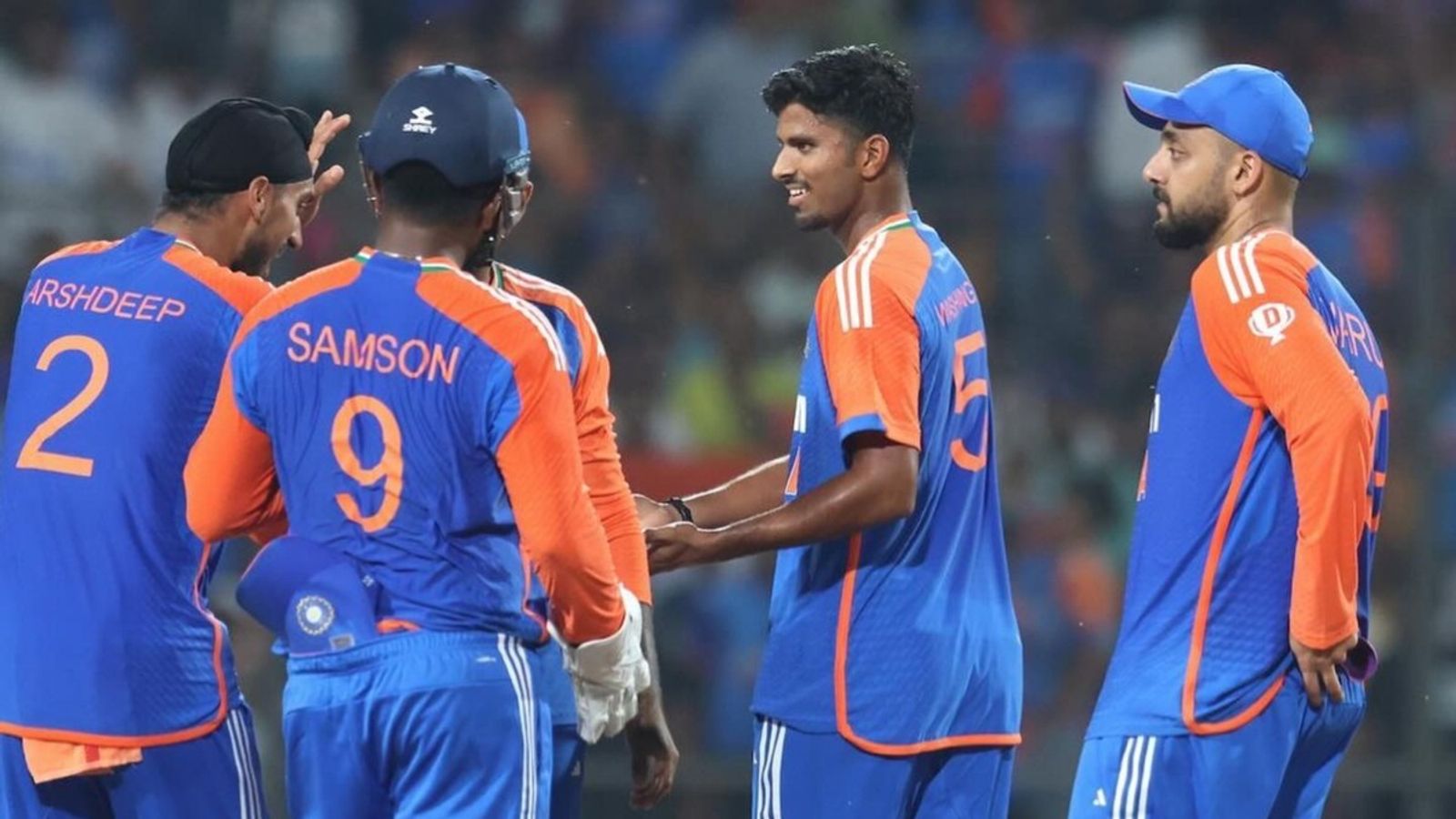 पंत-राहुल नहीं इस सनराइजर्स हैदराबाद के इस भारतीय स्टार के लिए दीवानी हुईं तीन चैंपियन टीमें, IPL Auction में मिलेगा बोरी भरकर पैसा! पंत-राहुल नहीं इस सनराइजर्स हैदराबाद के इस भारतीय स्टार के लिए दीवानी हुईं तीन चैंपियन टीमें, IPL Auction में मिलेगा बोरी भरकर पैसा!