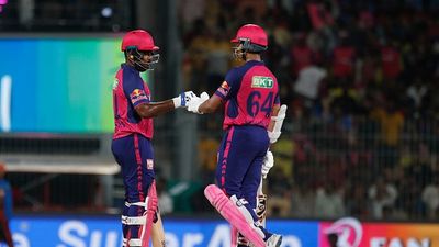 RR 2025 IPL Retention List : संजू सैमसन सहित राजस्थान ने 6 खिलाड़ियों को किया रिटेन, 'शतकवीर' बैटर को नहीं मिली जगह  Yashasvi Jaiswal and Sanju Samson