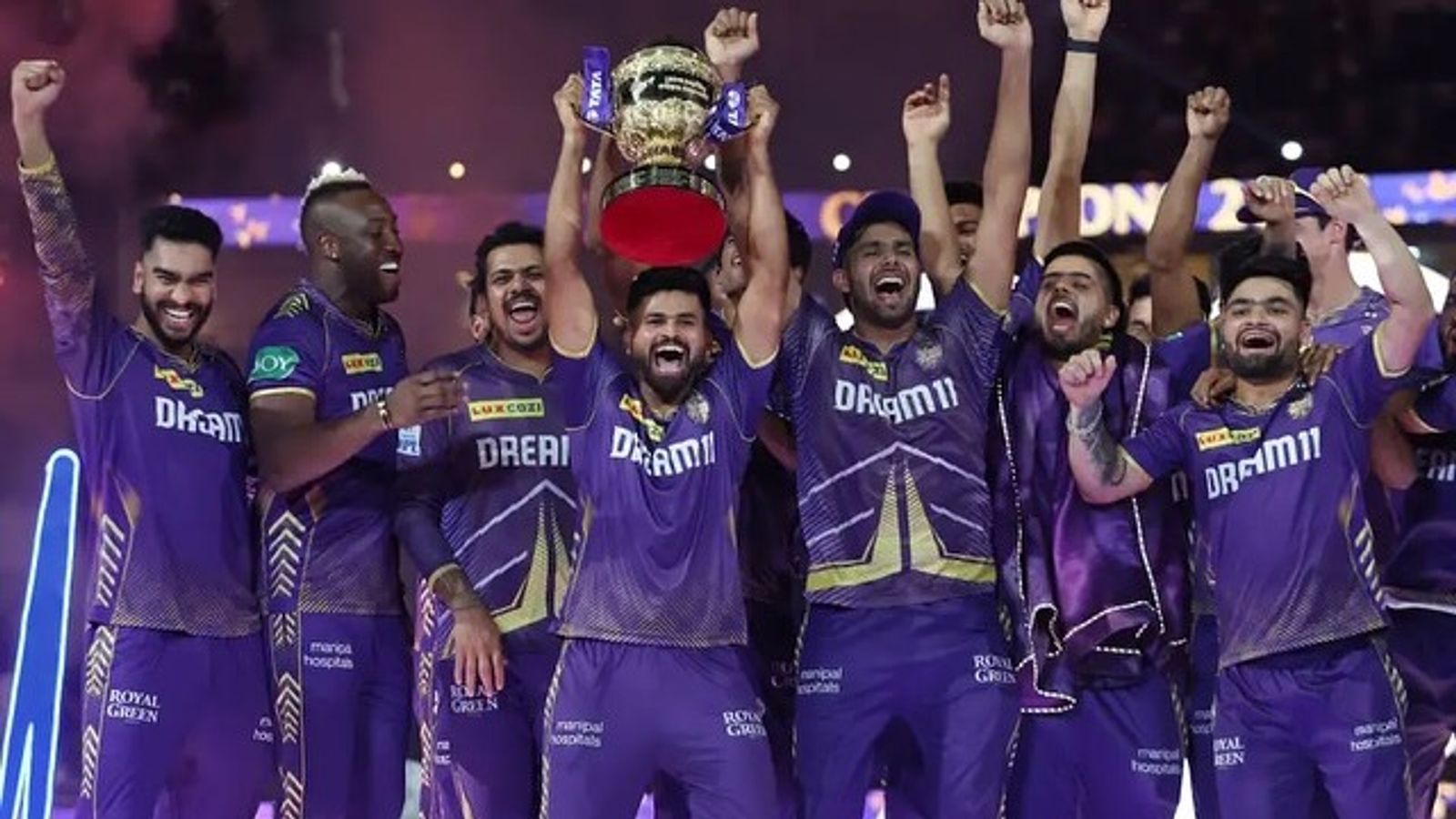 KKR 2025 IPL Retention List : श्रेयस अय्यर बाहर, रिंकू सिंह सहित केकेआर ने इन 6 खिलाड़ियों को किया रिटेन, जानें पूरी लिस्ट  KKR 2025 IPL Retention List : श्रेयस अय्यर बाहर, रिंकू सिंह सहित केकेआर ने इन 6 खिलाड़ियों को किया रिटेन, जानें पूरी लिस्ट