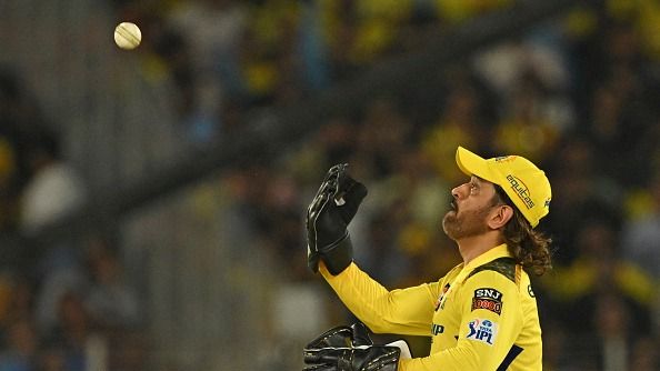 IPL 2025 Retention List : धोनी से लेकर शशांक सिंह तक, जानिए सभी 10 टीमों ने किन-किन खिलाड़ियों को किया रिटेन, यहां देखें पूरी लिस्ट 