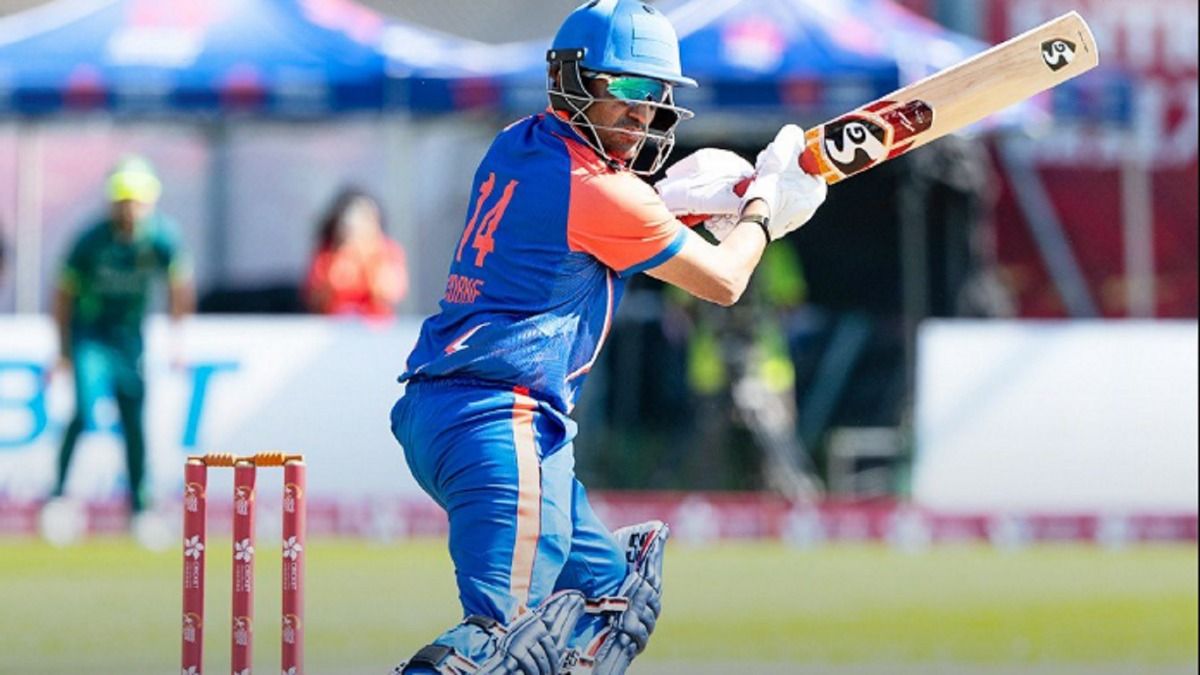 IND vs PAK: पाकिस्‍तान ने टीम इंडिया को दी करारी शिकस्‍त, सिर्फ 30 गेंदों में बिना विकेट खोए हासिल कर लिया 120 रन का टारगेट 