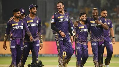 KKR से बाहर होते ही बल्लेबाज का गरजा बल्ला, शतक ठोक सेलेक्टर्स को दिया करारा जवाब, मेगा नीलामी में मिल सकते हैं करोड़ों रुपए SportsTak Hindi