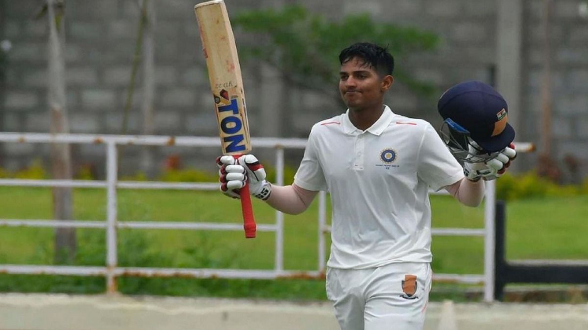 दिल्‍ली कैपिटल्‍स की रिटेंशन लिस्‍ट से बाहर होने के बाद भारतीय बल्‍लेबाज ने ठोका शतक, 121 रन की पारी में जड़े 21 चौके