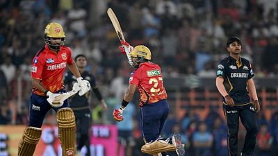 पंजाब किंग्स के सीईओ के बयान ने दूसरी फ्रेंचाइजियों के बीच मचाया हड़कंप, जानें IPL मेगा नीलामी से पहले ऐसा क्या कह दिया SportsTak Hindi