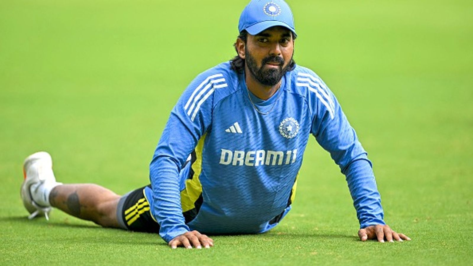 IND vs AUS : केएल राहुल का बल्ला ऑस्ट्रेलिया में भी नहीं चला , रोहित शर्मा की कैसे लेंगे जगह, 64 रन पर आधी टीम इंडिया लौटी पवेलियन  IND vs AUS : केएल राहुल का बल्ला ऑस्ट्रेलिया में भी नहीं चला , रोहित शर्मा की कैसे लेंगे जगह, 64 रन पर आधी टीम इंडिया लौटी पवेलियन