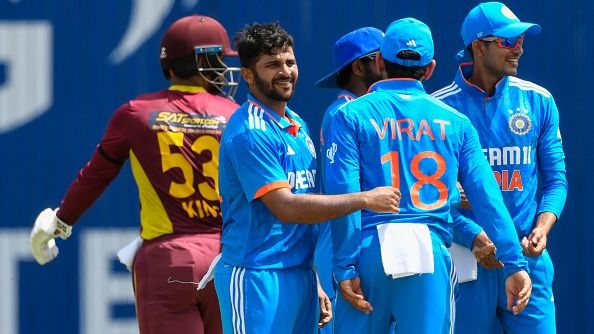 IPL Auction 2025 : लाखों में एक 'किंग', ताबड़तोड़ ठोका शतक, चीते जैसी रफ्तार वाली फील्डिंग, जानिए कौन है ये धुरंधर? जो नीलामी में हो सकता है मालामाल 