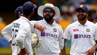 Exclusive |ऑस्ट्रेलिया दौरे पर टीम इंडिया के कप्तान रोहित शर्मा को खलेगी इस खिलाड़ी की भारी कमी, वसीम जाफ़र ने बताया नाम और वजह Rohit Sharma with Cheteshwar Pujara and Shardul Thakur