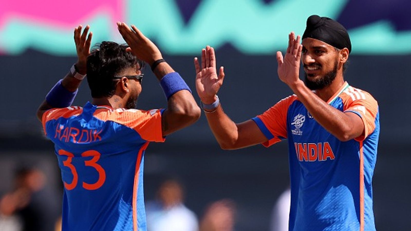 हार्दिक पंड्या और अर्शदीप सिंह के बीच जंग, टी20 में पहली बार ऐसा होगा, जानें दोनों के बीच कब होगी टक्कर हार्दिक पंड्या और अर्शदीप सिंह के बीच जंग, टी20 में पहली बार ऐसा होगा, जानें दोनों के बीच कब होगी टक्कर