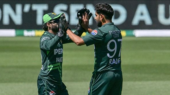 AUS vs PAK: हारिस के कहर और साइम अयूब के तूफान के दम पर पाकिस्‍तान की जोरदार वापसी, रिजवान की कप्‍तानी में ऑस्‍ट्रेलिया को 9 विकेट से रौंदा