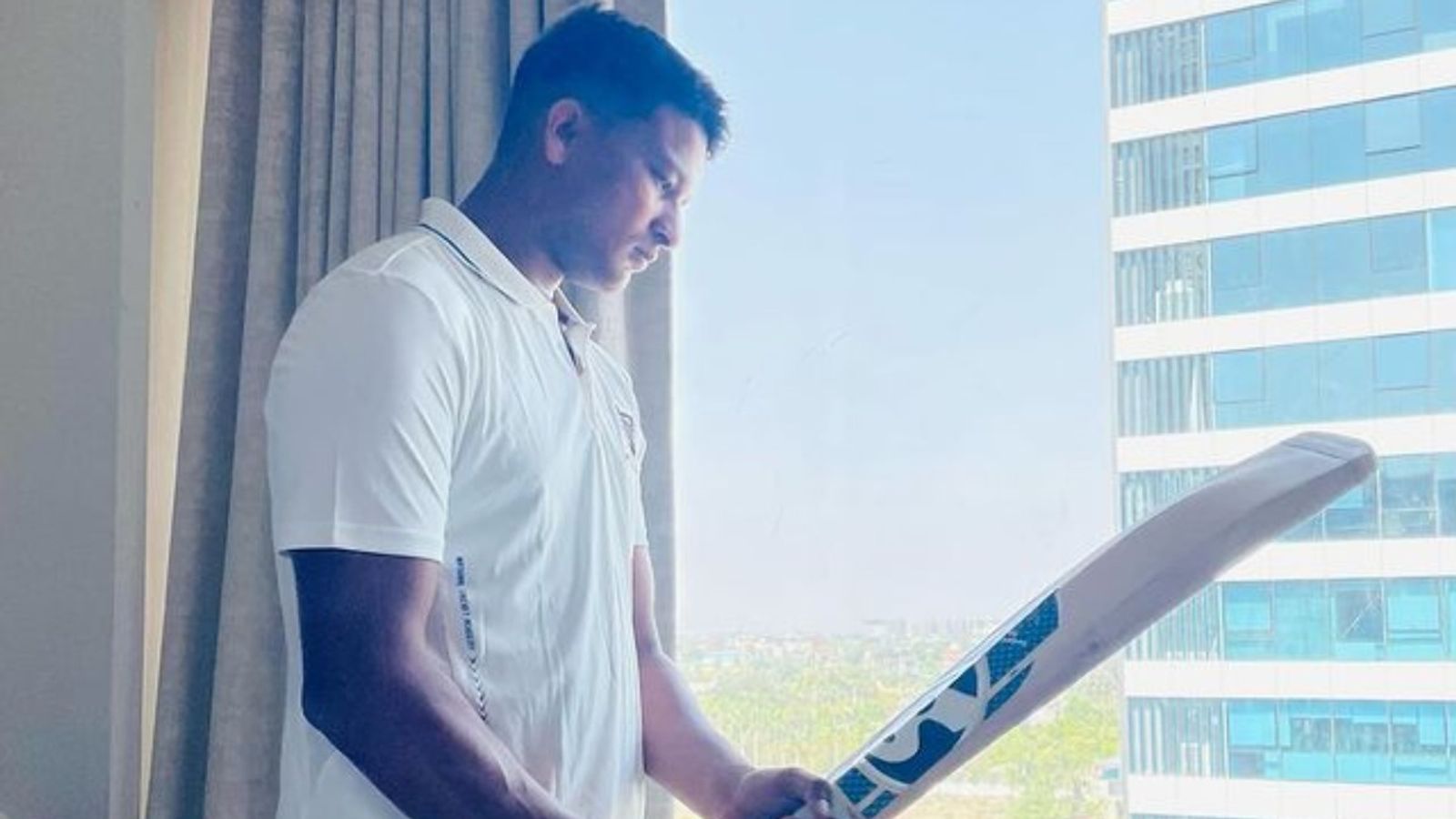 यशस्वी जायसवाल के बड़े भाई ने डेब्यू रणजी सीजन में किया धमाका, क्रुणाल पंड्या की टीम को पीटा, हार की तरफ धकेला यशस्वी जायसवाल के बड़े भाई ने डेब्यू रणजी सीजन में किया धमाका, क्रुणाल पंड्या की टीम को पीटा, हार की तरफ धकेला