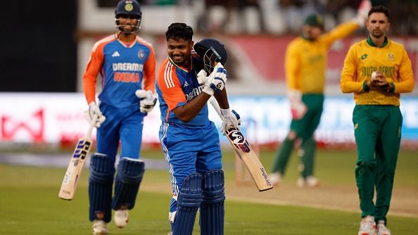 IND vs SA : संजू सैमसन ने लगातार दो शतक जड़ने के बाद सूर्यकुमार यादव और गंभीर का लिया नाम, कहा -  मेरी फेलियर में वो लोग मुझे कॉल करके...