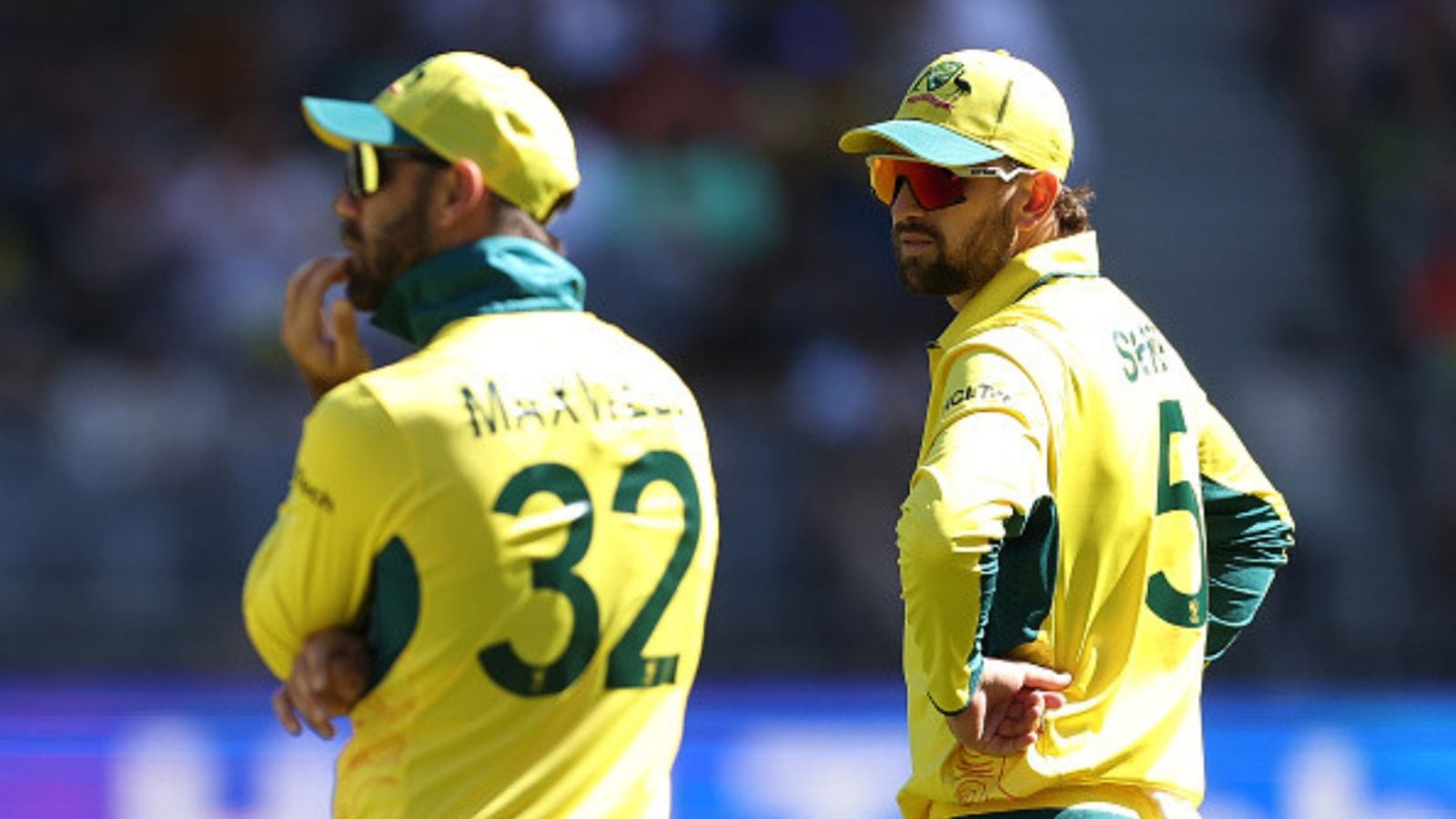 AUS vs PAK: ऑस्ट्रेलिया की वनडे क्रिकेट में पहली बार ऐसी दुर्गति, पाकिस्तानी बॉलर्स ने निकाली हेकड़ी तो बना दिया अनचाहा रिकॉर्ड AUS vs PAK: ऑस्ट्रेलिया की वनडे क्रिकेट में पहली बार ऐसी दुर्गति, पाकिस्तानी बॉलर्स ने निकाली हेकड़ी तो बना दिया अनचाहा रिकॉर्ड