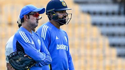 गौतम गंभीर ने न्यूजीलैंड से घर में मिली शर्मनाक हार के बाद तोड़ी चुप्पी, कहा- रोहित शर्मा के साथ मेरे रिश्ते...  SportsTak Hindi