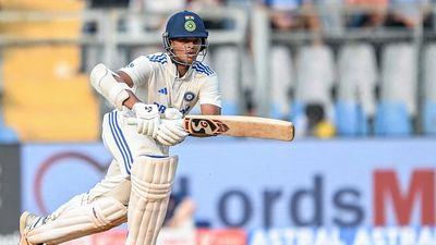 'यशस्वी जायसवाल बाउंस नहीं खेल पाएंगे', ऑस्ट्रेलियाई दिग्गज की भारतीय बल्लेबाजों को चेतावनी, कहा- वो तेज गेंदबाजी के आगे नहीं टिक पाएंगे SportsTak Hindi