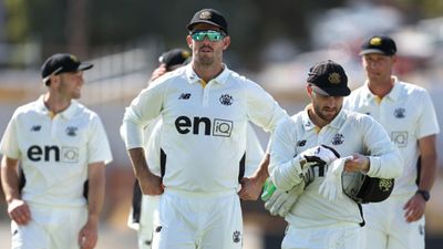 IND vs AUS: 5 फ्लाइट, 10 दिन और 10490 किलोमीटर का सफर, भारत के खिलाफ टेस्ट से पहले ही थक जाएगा ये ऑस्ट्रेलियाई खिलाड़ी, खेलना मुश्किल! SportsTak Hindi