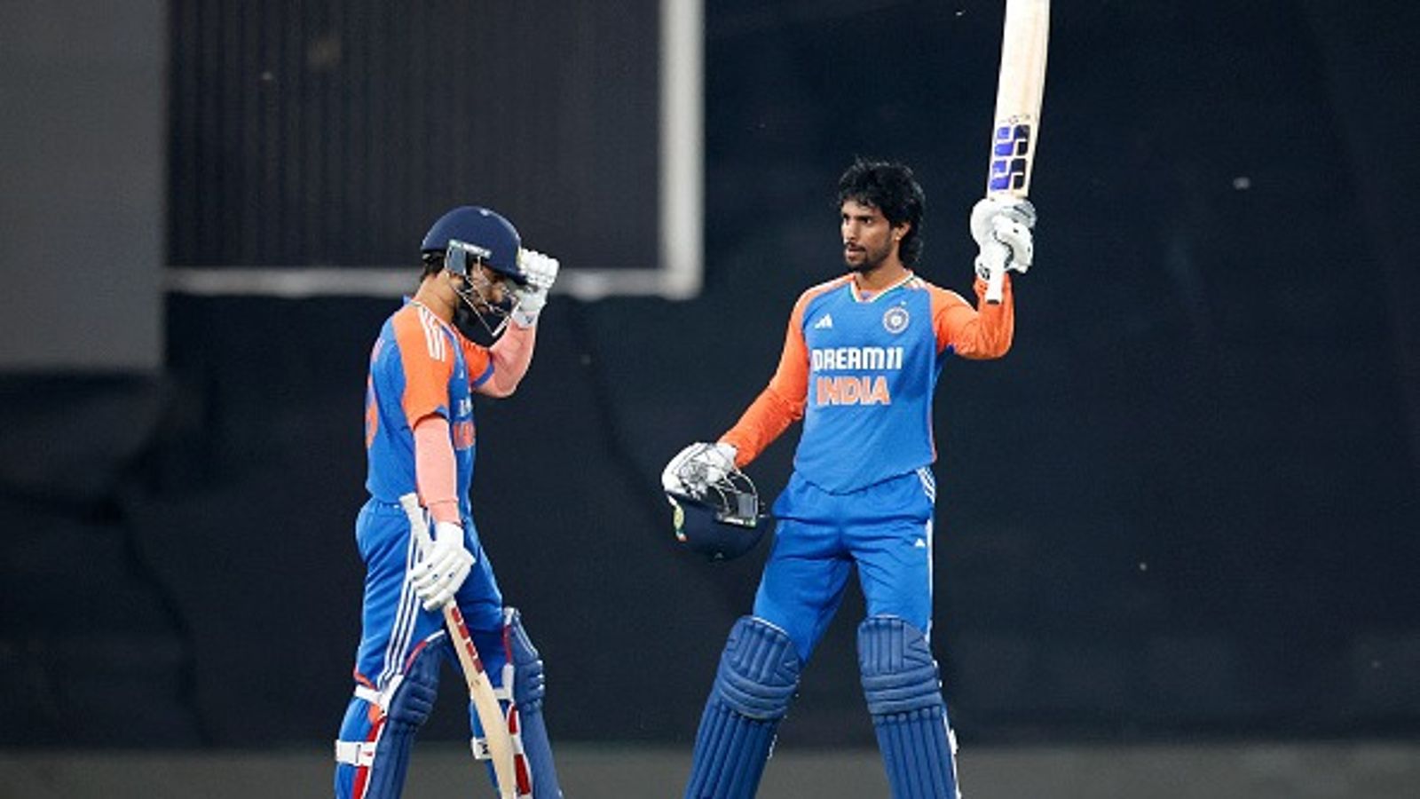 Tilak Varma Century : तिलक वर्मा ने शतक ठोकने के बाद टीम इंडिया के ड्रेसिंग रूम को लेकर किया बड़ा खुलासा, कहा - मेरे ऊपर दबाव था कि... Tilak Varma Century : तिलक वर्मा ने शतक ठोकने के बाद टीम इंडिया के ड्रेसिंग रूम को लेकर किया बड़ा खुलासा, कहा - मेरे ऊपर दबाव था कि...