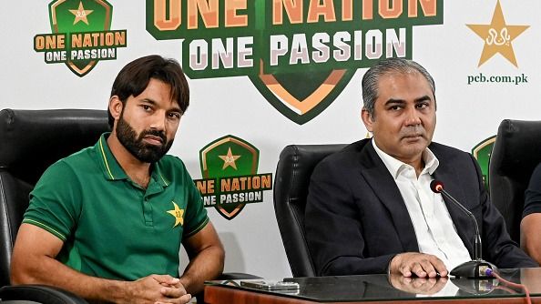 बड़ी खबर: PCB को ICC ने दिया जोर का झटका, चैंपियंस ट्रॉफी को पाकिस्तान कब्जे वाले कश्मीर में ले जाने पर लगाई रोक SportsTak Hindi