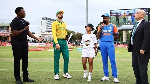 IND vs SA 4th T20: सूर्यकुमार यादव ने टॉस जीतकर चुनी बल्लेबाजी, जानें दोनों टीमों की प्लेइंग 11 में किसे मिली जगह