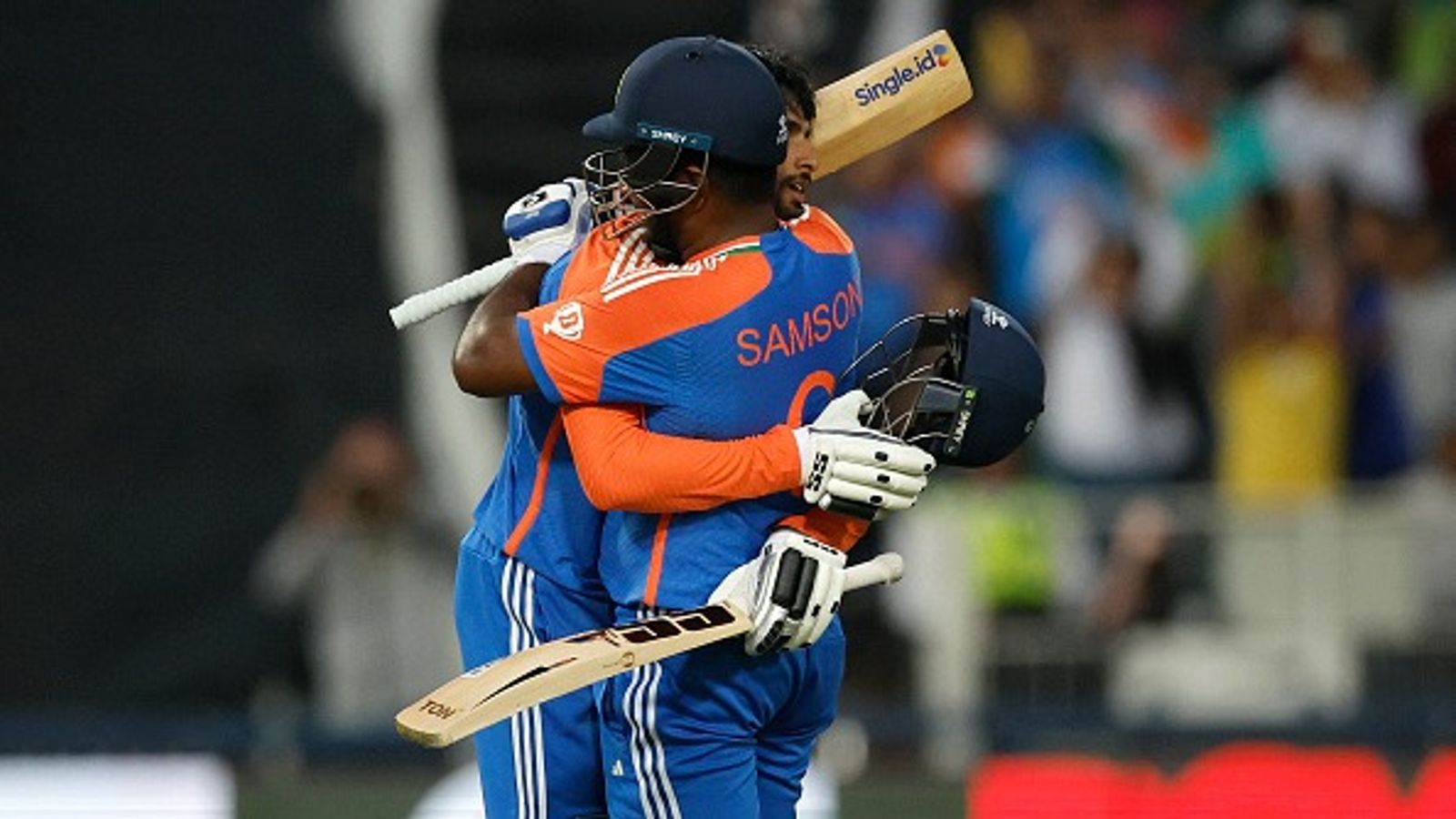 IND vs SA: संजू सैमसन ने शतक ठोकने के बाद खोला बड़ा राज, कहा- कुछ नहीं बोलूंगा, दो बार 0 पर आउट हुआ, जिंदगी में मैंने... IND vs SA: संजू सैमसन ने शतक ठोकने के बाद खोला बड़ा राज, कहा- कुछ नहीं बोलूंगा, दो बार 0 पर आउट हुआ, जिंदगी में मैंने...