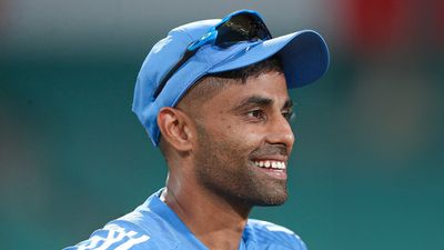 IND vs SA: सूर्यकुमार यादव ने साउथ अफ्रीका को बुरी तरह रौंदने के बाद कोचिंग स्टाफ पर दिया बड़ा बयान- वे तो पहले दिन से बस बैठे थे Suryakumar Yadav Cover @BCCI