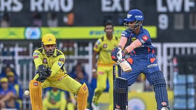 10 छक्के, 16 चौके, गौतम गंभीर के चेले ने धमाकेदार शतक ठोक खटखटाया टीम इंडिया का दरवाजा, ऑस्ट्रेलियाई दिग्गज का किया धन्यवाद SportsTak Hindi