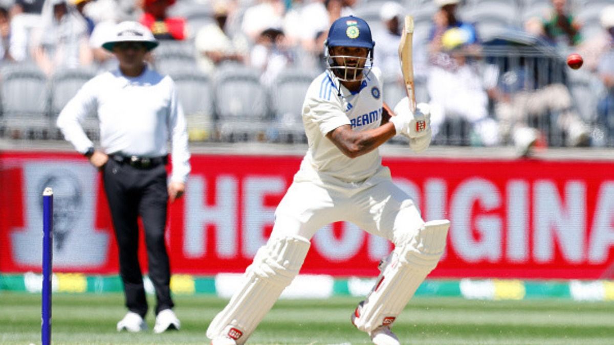 IND vs AUS: नीतीश कुमार रेड्डी ने डेब्यू टेस्ट में ही रच दिया इतिहास, बल्ले से किया ऐसा काम जिसने करा दी दिग्गजों की बराबरी