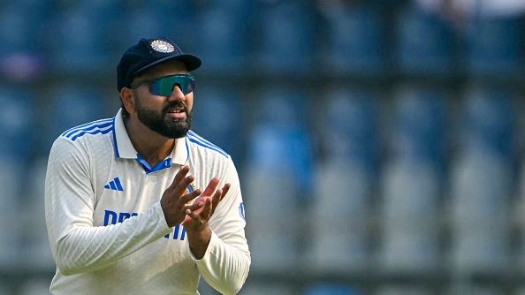 IND vs AUS: टीम इंडिया के लिए बीच टेस्ट में आई अच्छी खबर, रोहित शर्मा इस अंदाज में पहुंचे पर्थ, Video वायरल