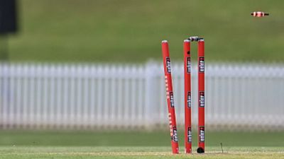 272 रन के जवाब में 7 रन पर ढेर हुई पूरी टीम, सात बल्लेबाज खाता तक नहीं खोल पाए, इंटरनेशनल T20 क्रिकेट में बना वर्ल्ड रिकॉर्ड SportsTak Hindi