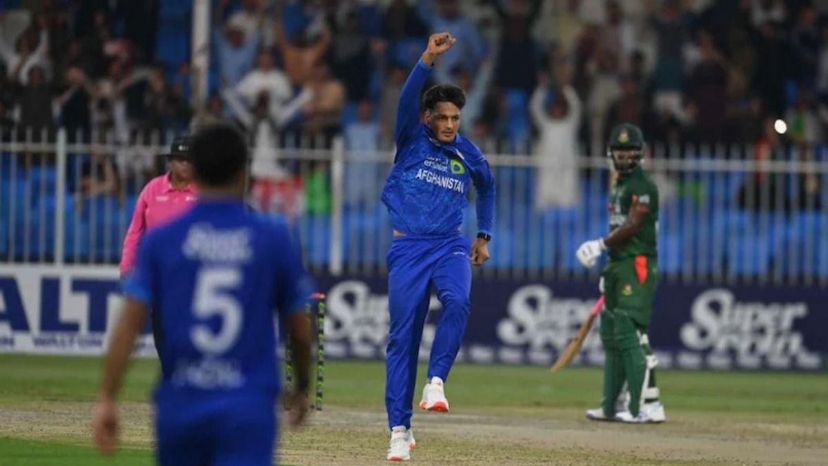 कौन है अल्लाह गजनफर जिसके लिए मुंबई इंडियंस ने IPL 2025 Auction में उड़ाए 4.80 करोड़ रुपये, एक भी T20I नहीं खेला, KKR में पूरे सीजन बैठा रहा