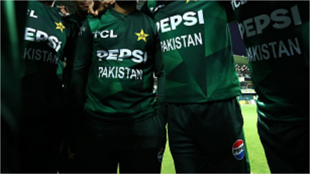 बड़ी खबर: चैंपियंस ट्रॉफी से पहले पाकिस्तान को लगा झटका, बीच सीरीज छोड़ श्रीलंकाई टीम वापस लौटेगी अपने देश, जानें मामला SportsTak Hindi