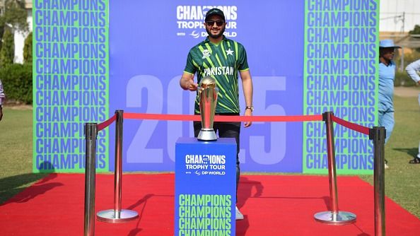 पाकिस्तान को तगड़ा झटका, चैंपियंस ट्रॉफी 2025 का आयोजन हो सकता है देश से बाहर, टूर्नामेंट पर सबसे बड़ी अपडेट