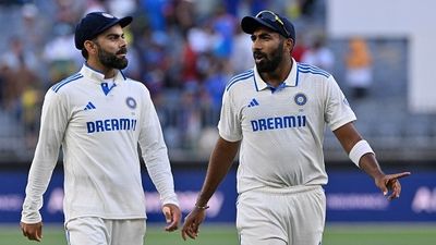IND vs AUS, 2nd Test: दुनिया का नंबर एक टेस्ट गेंदबाज बनने के बाद जसप्रीत बुमराह को अब पड़ी एक विकेट की जरूरत, एडिलेड टेस्ट में निशाने पर बड़ा रिकॉर्ड SportsTak Hindi